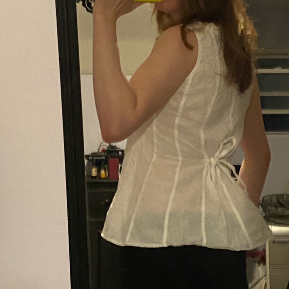 Olars + Ulla white linen top - Picture 2 of 5